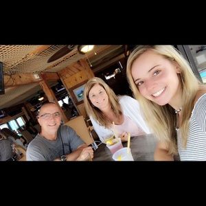 Meet your Posher, Jean